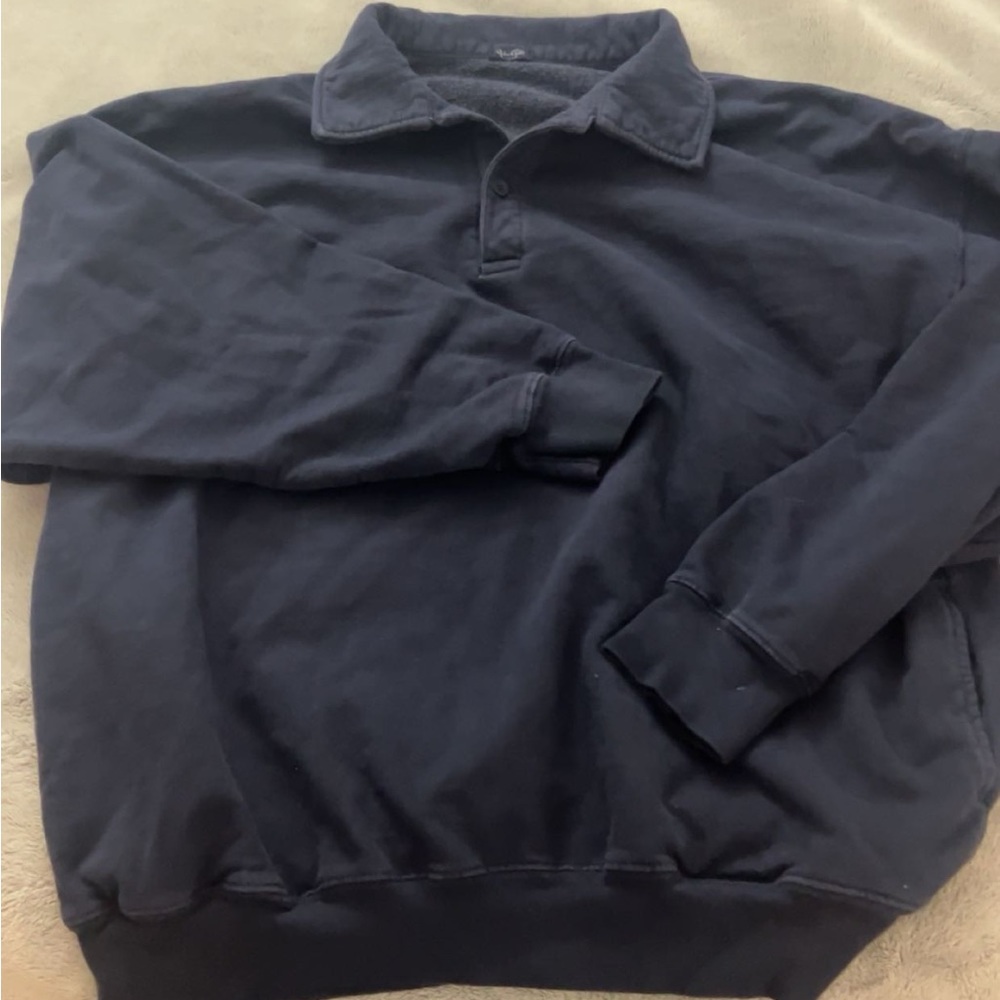 brandy melville oversized crew neck!
